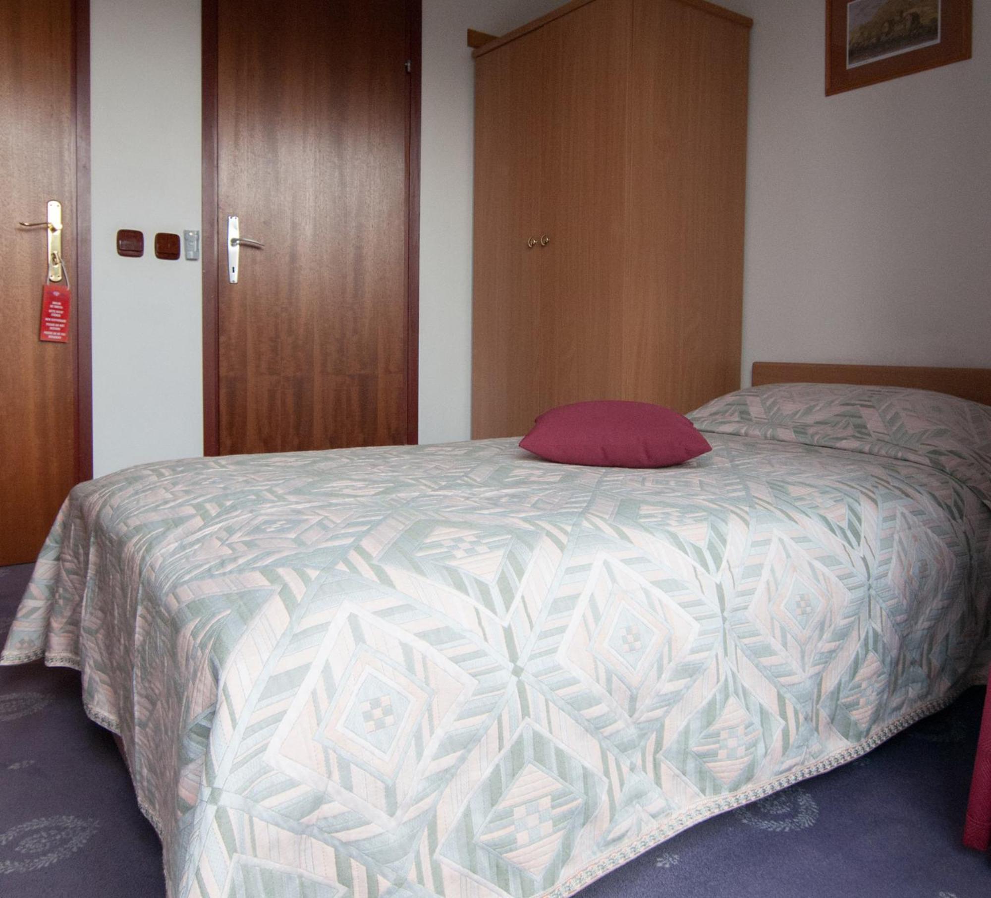 Bed & Breakfast Villa Klara Ичичи Номер фото