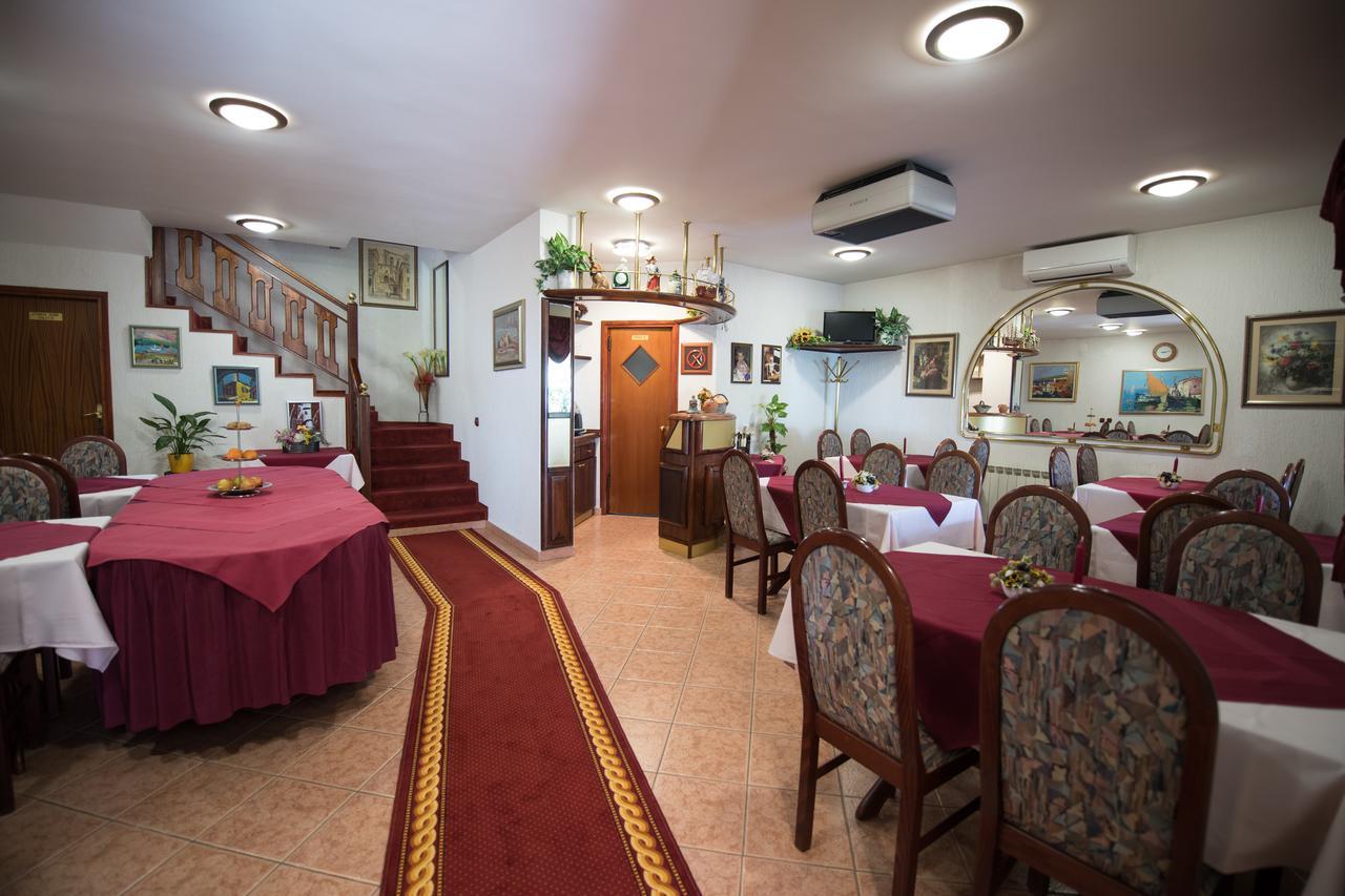 Bed & Breakfast Villa Klara Ичичи Экстерьер фото